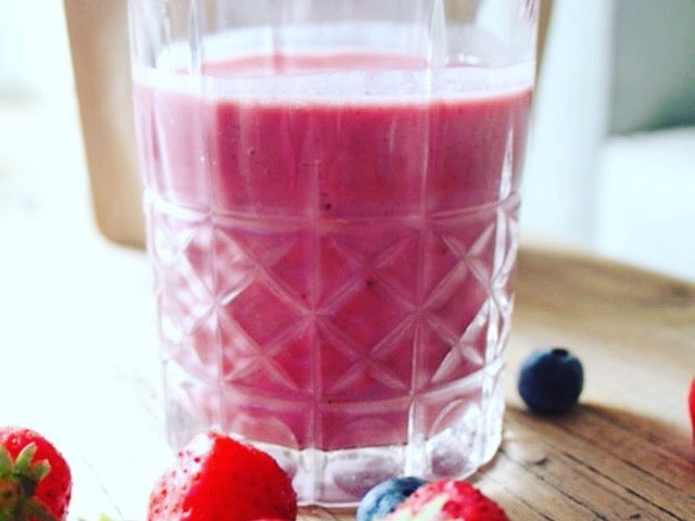 Forest fruit protein smoothie