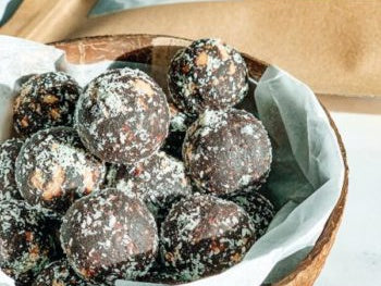 Chocolade proteïne pindakaas energy balls