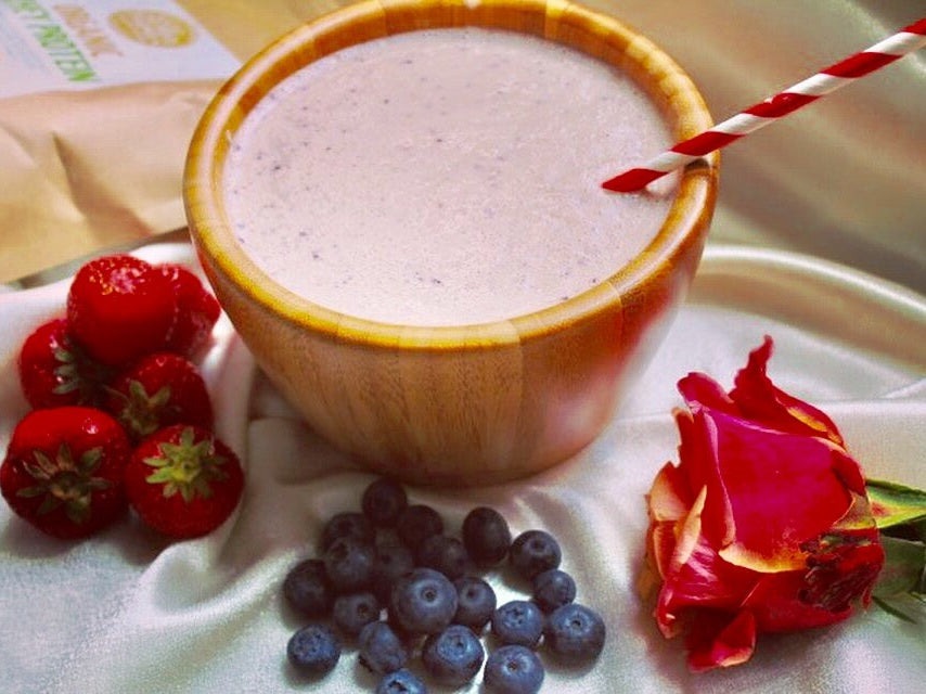 Ekopura blueberry, aardbeien proteïne smoothie – recept