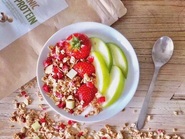 Appel en aardbeien smoothie bowl – recept