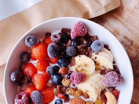 Vitamine boost smoothie bowl – recept
