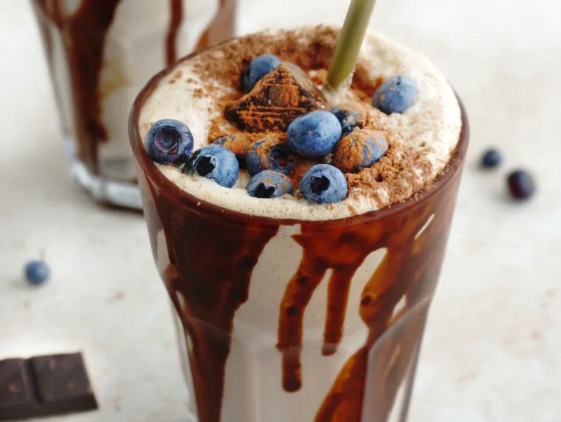 Gezonde snicker ontbijtshake – recept